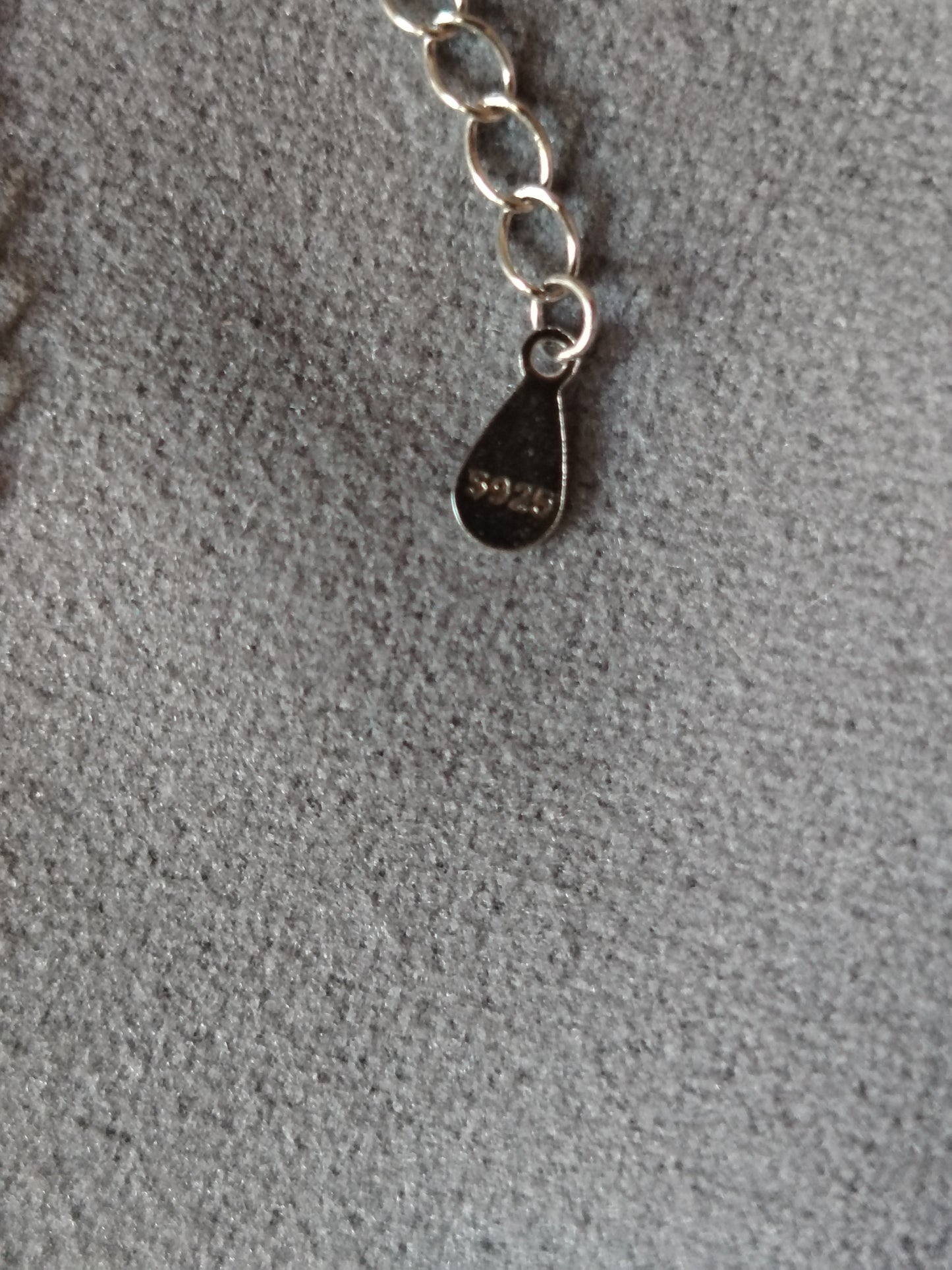 chaine et pendentif en argent 925 et moissanite